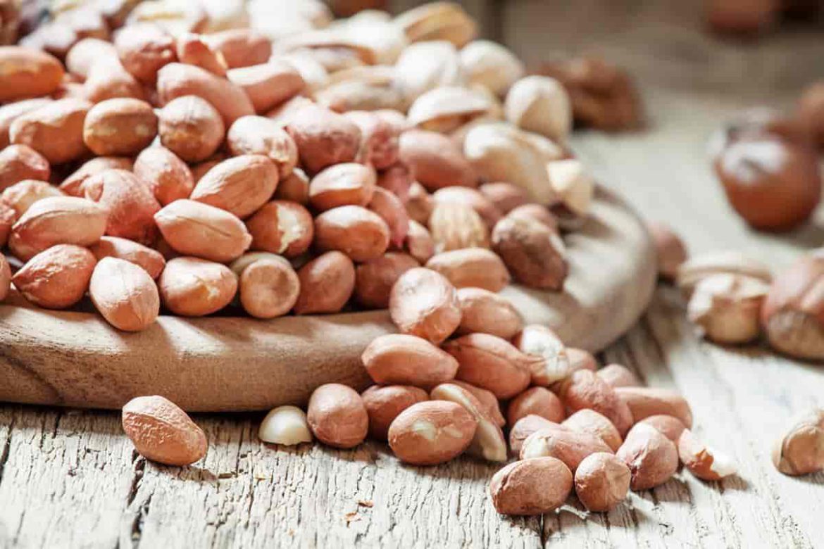 Healthy unsalted peanuts in bulk