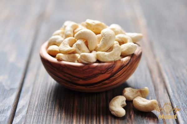 Buy raw cashews bulk + great price with guaranteed quality