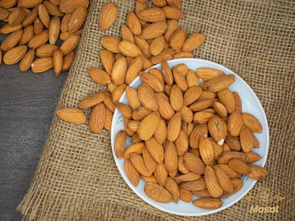 Buy roasted almonds with sea salt + best price