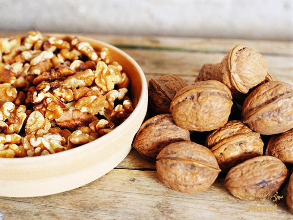 Price and buy raw organic walnuts in shell + cheap sale